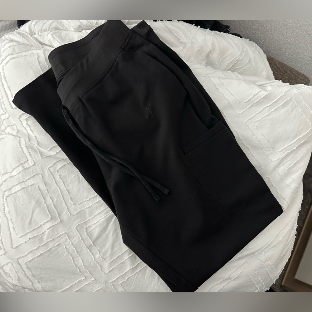 Mandala Scrub Pants